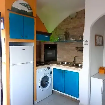 Casa Gianni Mare كالا غونوني